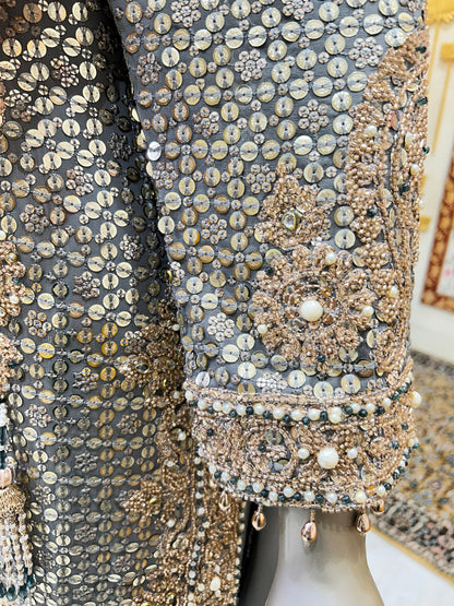 Aaryahi sharara set
