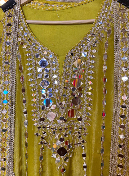 Zarqash Bandhej Suit (Lemon Green)