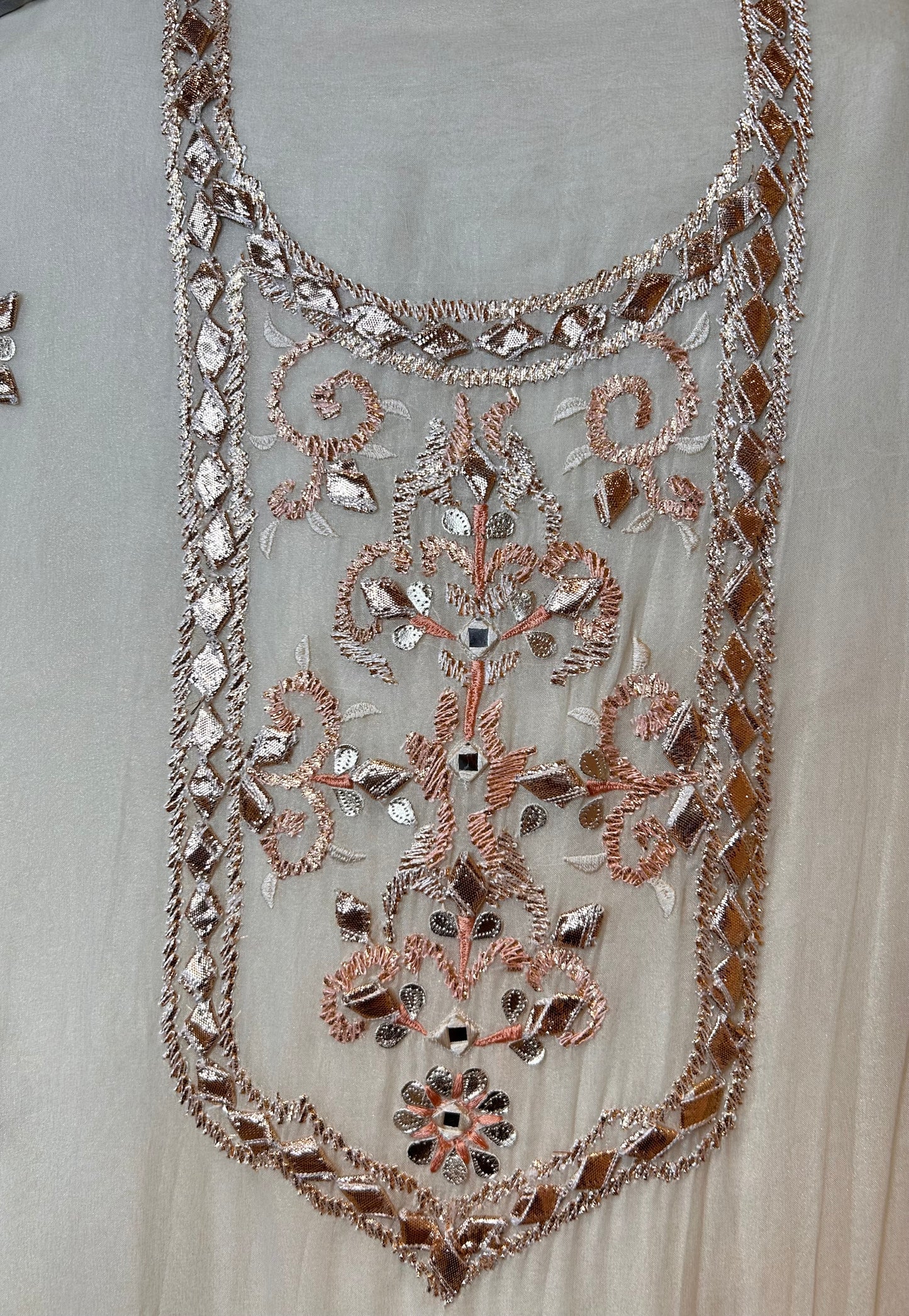 Nayra Mirror & Gotapatti Organza Suit