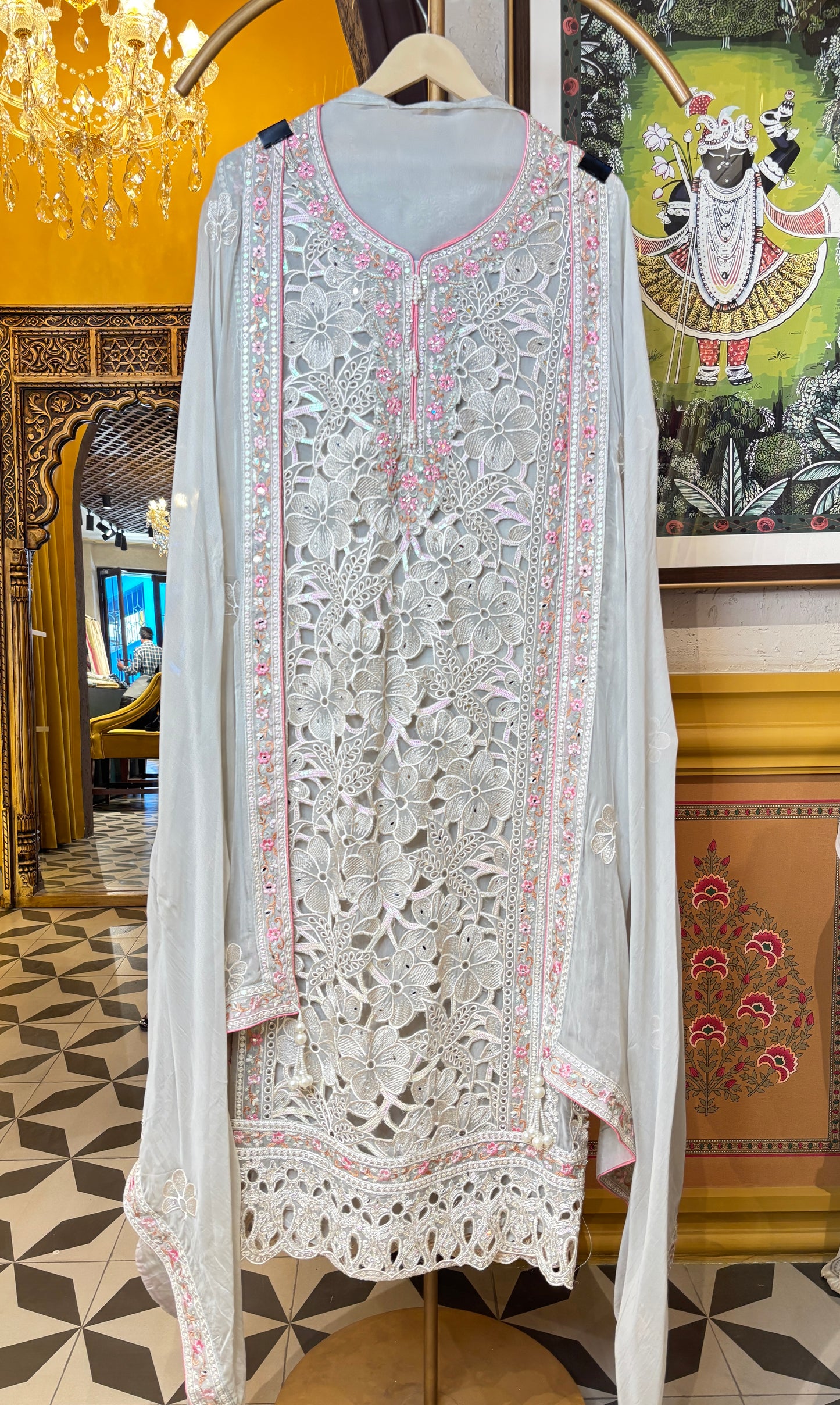 Taraash – The Mirror Muse Suit