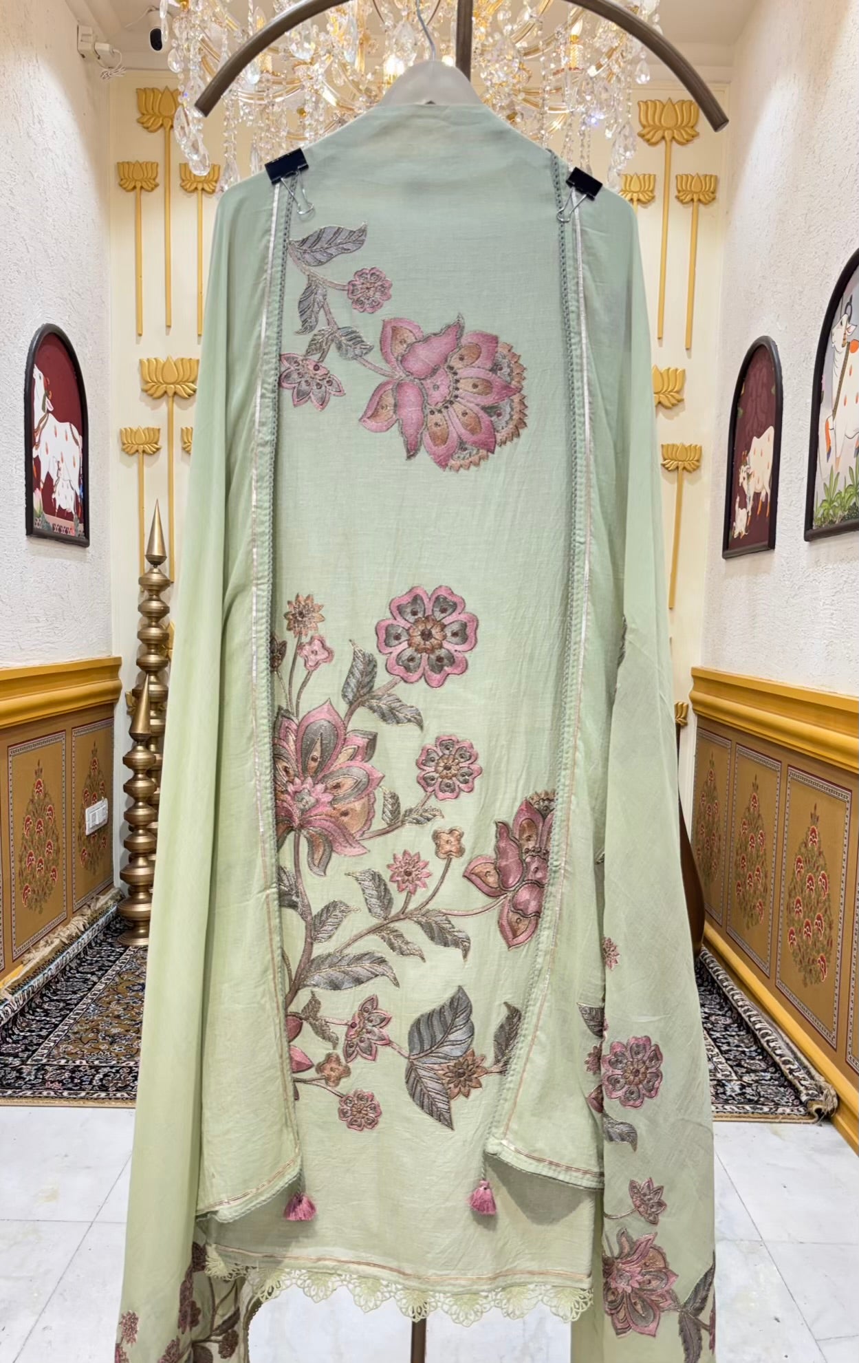 Veda Linen Zari Suit