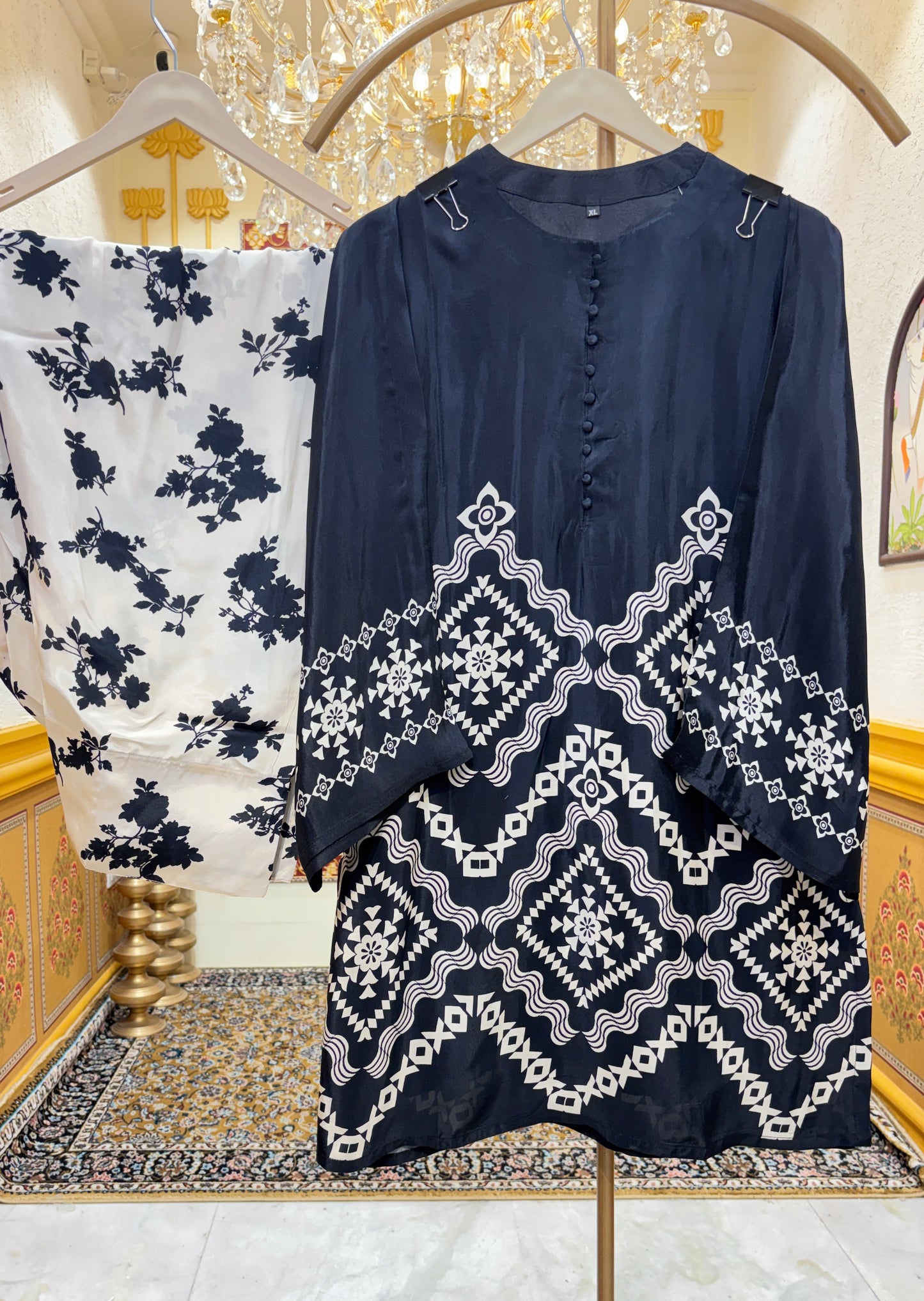 Roshira Printed Farshi Set