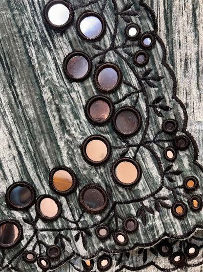 Mehrveen Crush Velvet Royale Suit (Blue)