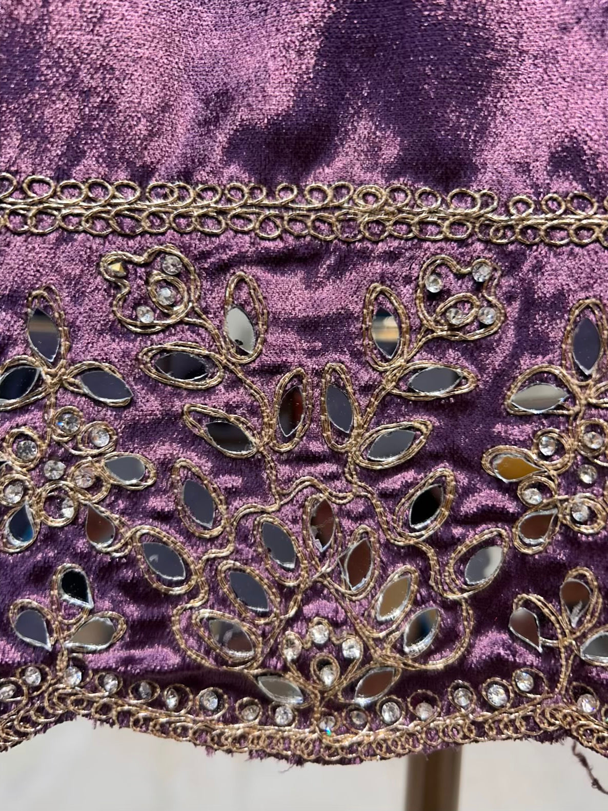 Ruhnaz Velvet Taj Suit (Wine)