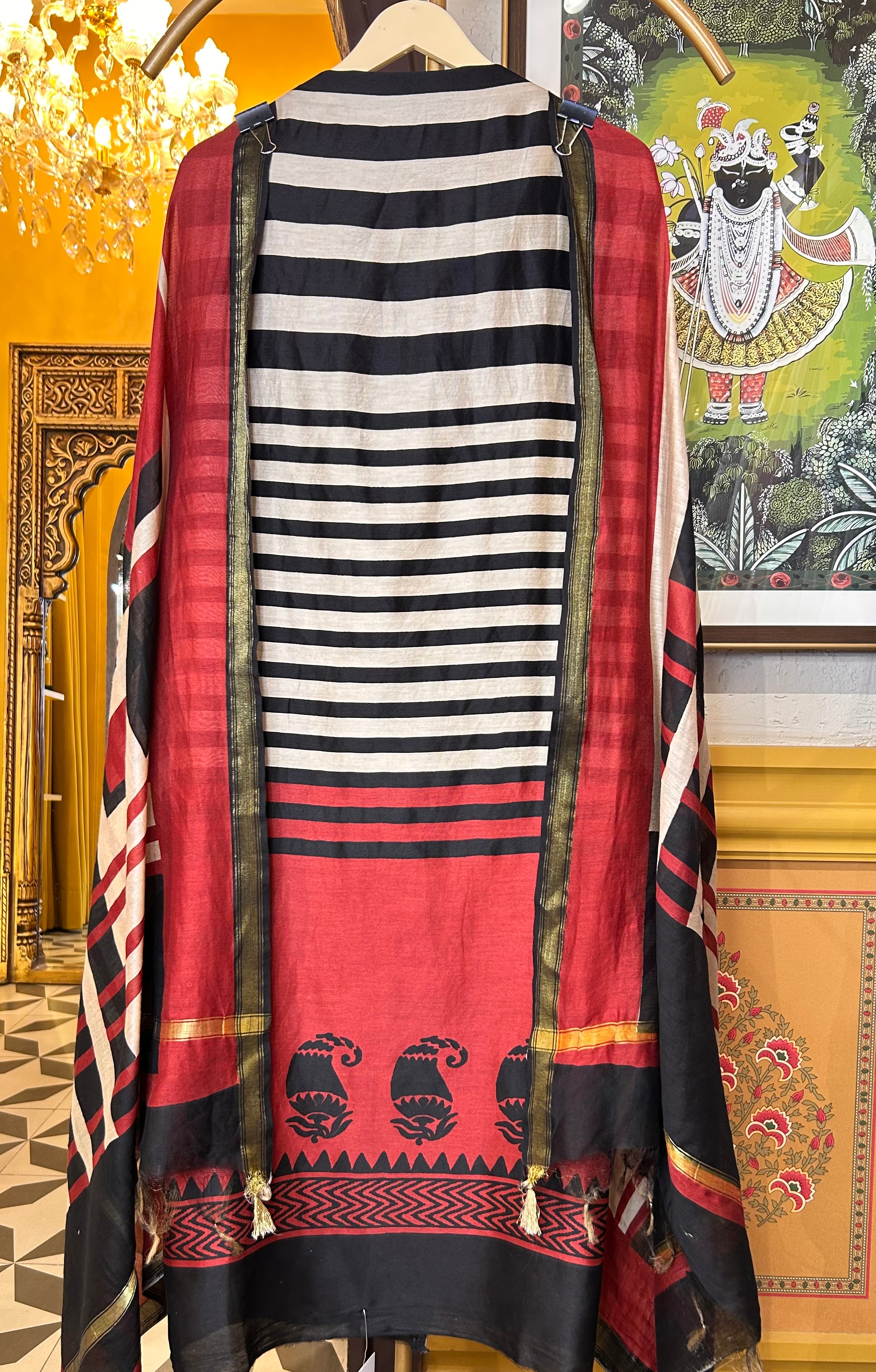 Varnika Maheshwari Suit (Black & Red)