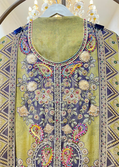 Zarmehera Printed Suit