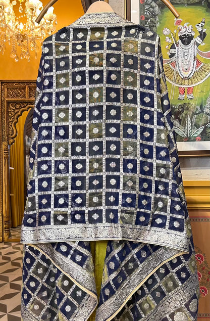 Roohani Jhalar Suit (Green)