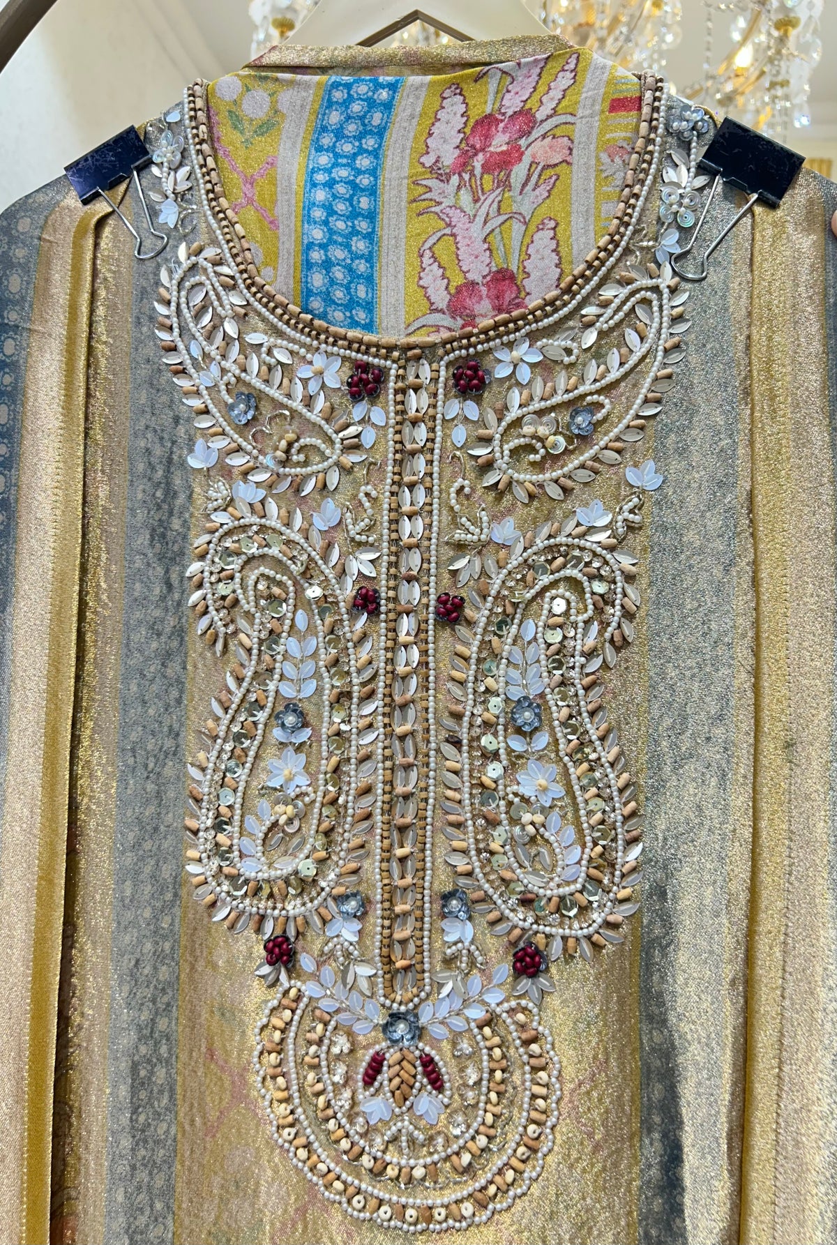Gulnoor Éclat Suit