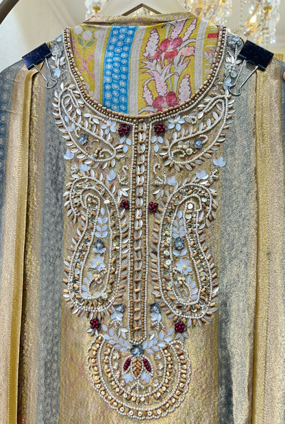 Gulnoor Éclat Suit