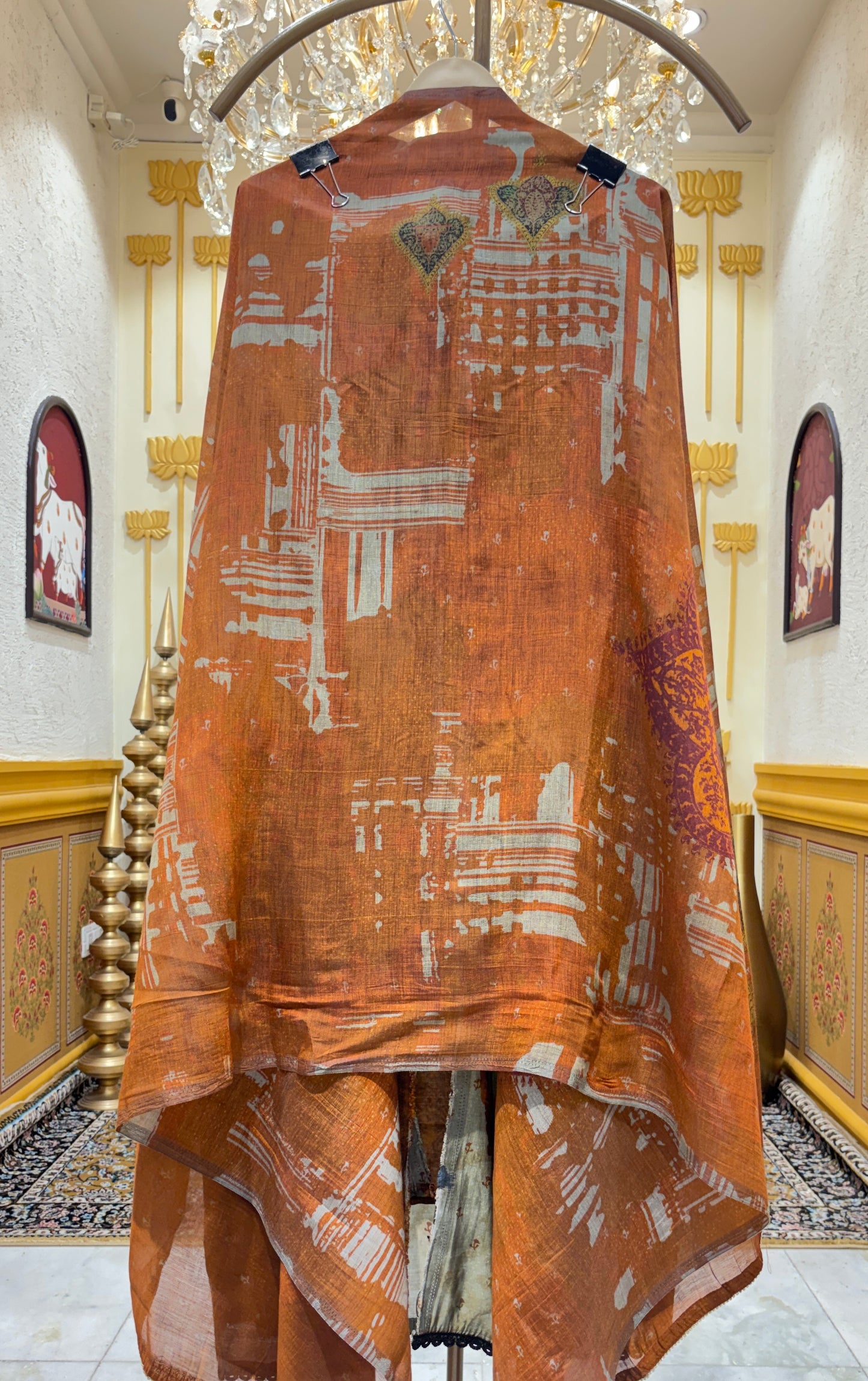 Gulnaaz Printed Muslin Suit