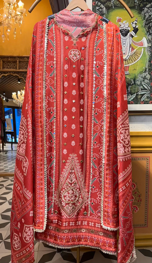 Ameera-é-Patola Suit (Rust)