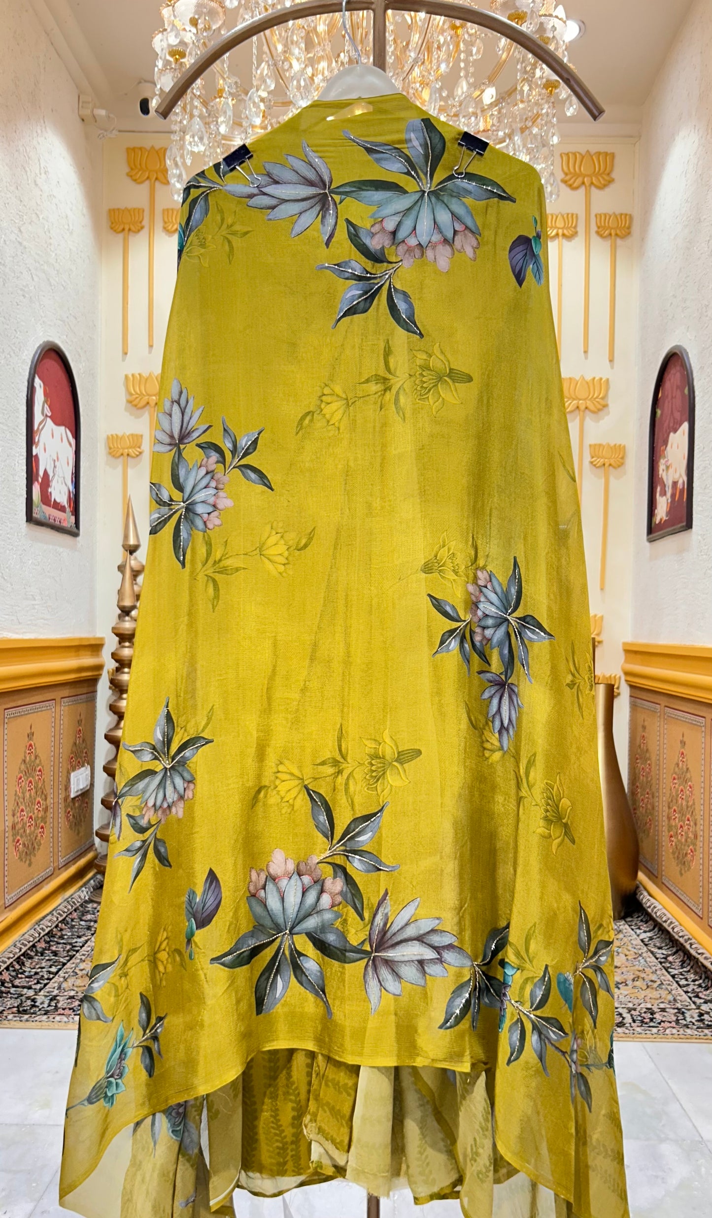 Iraaya Noor Suit