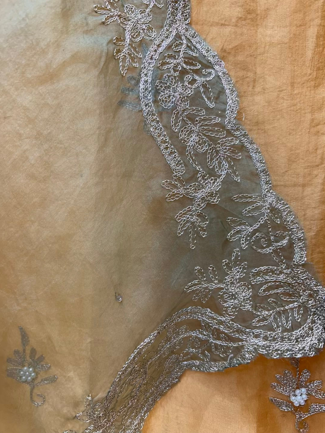 Ruhmira Haathkaar Suit (Yellow)