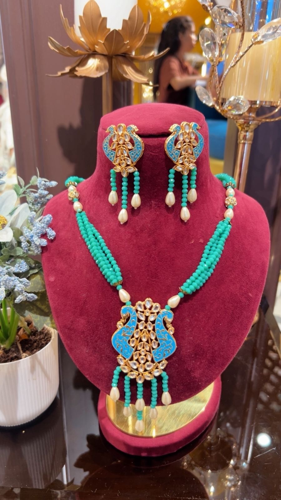 Madhuban Moti Necklace Set
