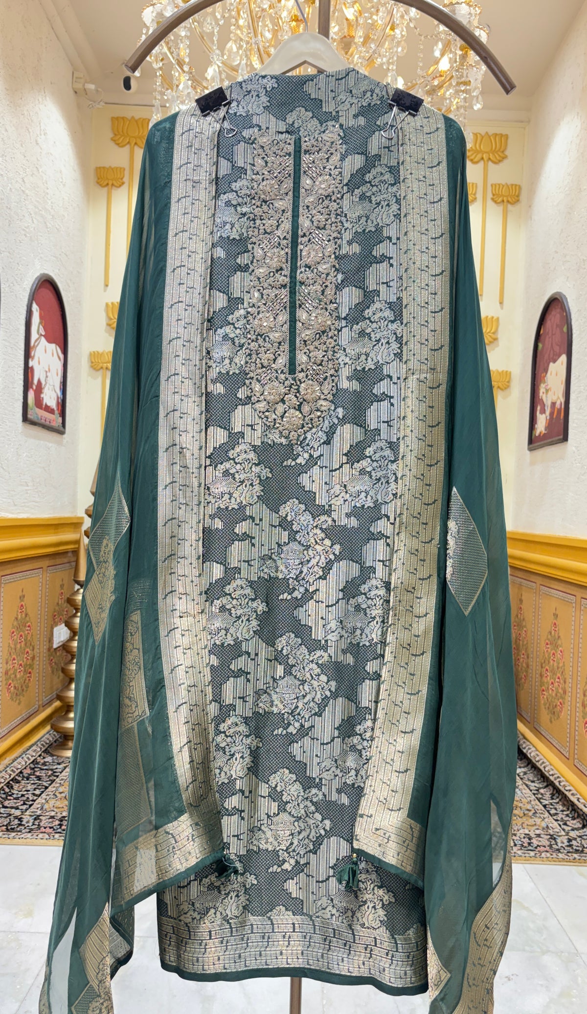 Kashiya Banarasi Suit