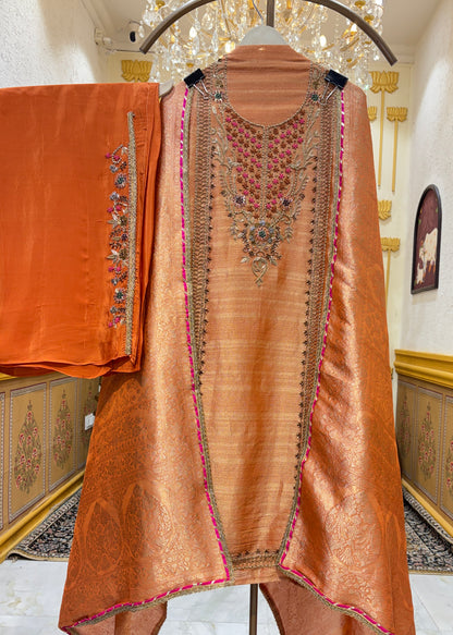 Zarbaft Noor Suit