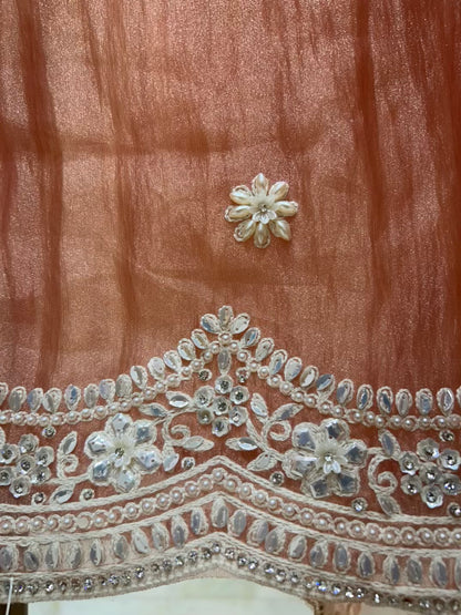 Naayra Karigari Élan Suit (Peach)