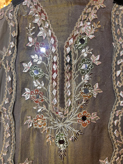 Chamak-e-Noor (Grey)
