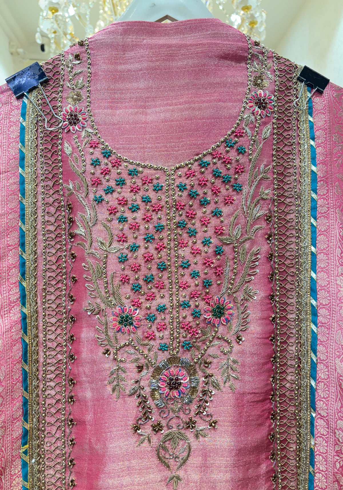 Zarbaft Noor Suit