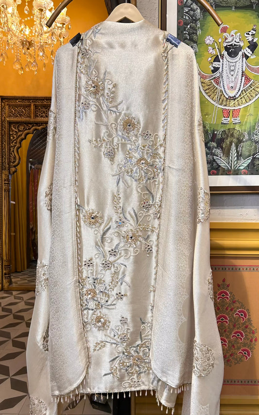 Sunehri Saaye Suit
