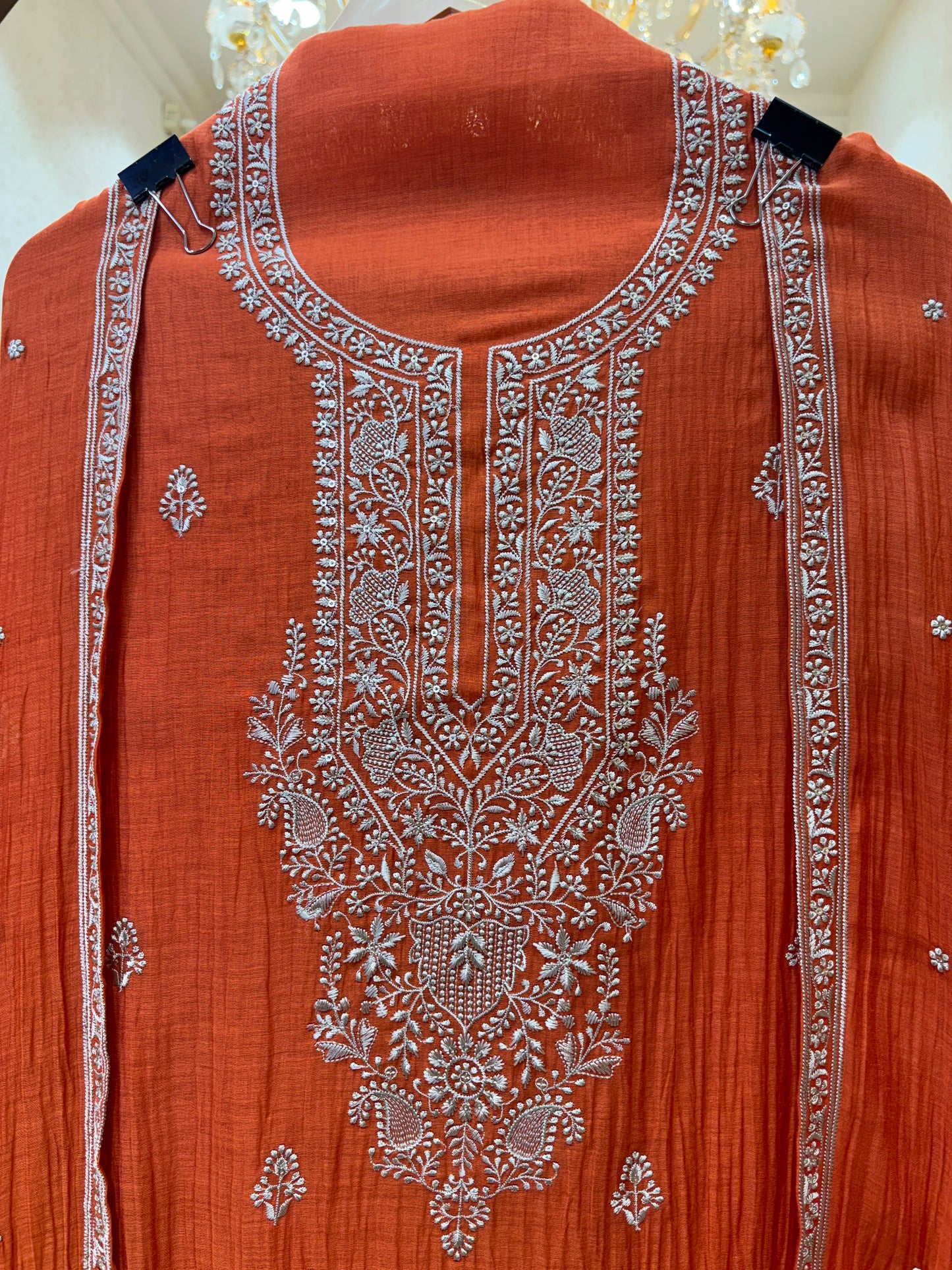 Sutrika Mul Suit