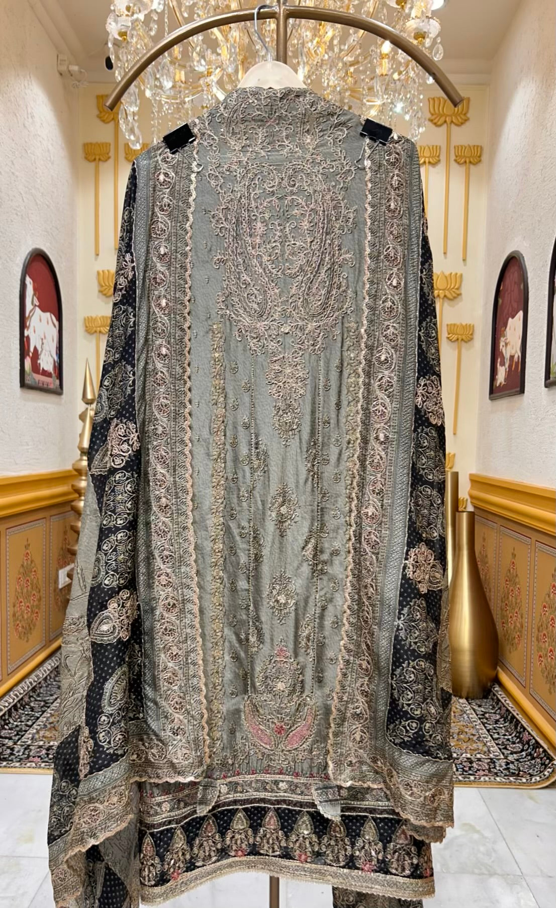 Ishmira Zari Flow Suit (Pista Green)