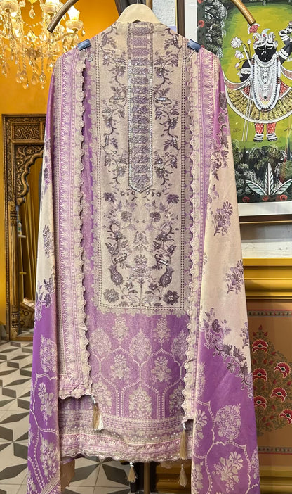 Zyrah-é-Noor Organza Suit