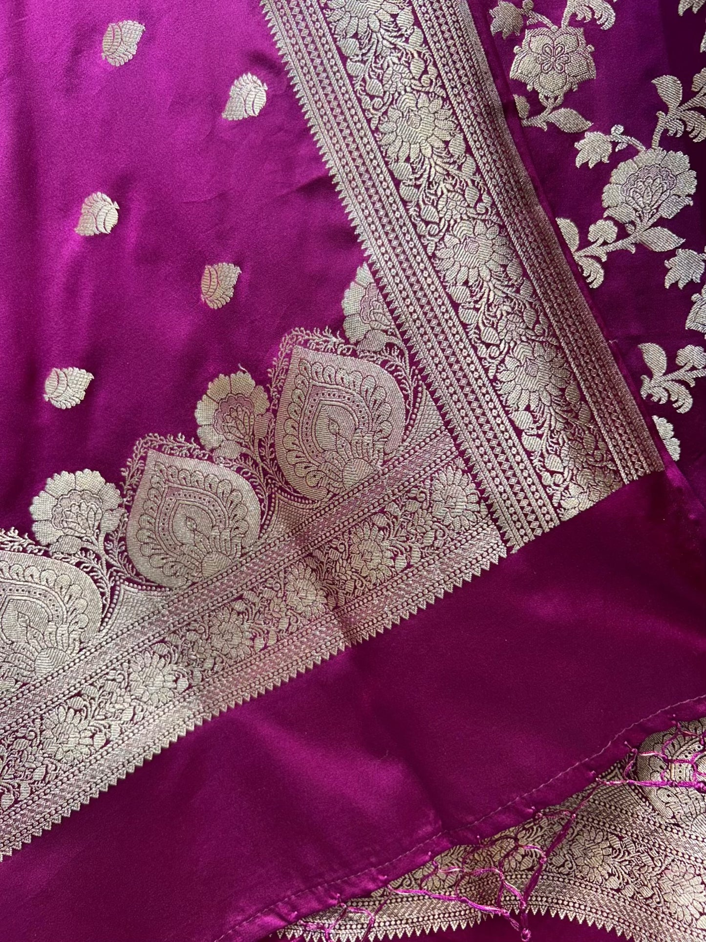 Riyara Banarasi Heirloom Suit (Purple)