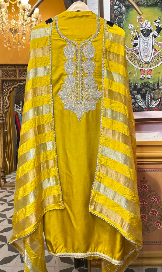 Noorisha Silk Suit (Yellow)