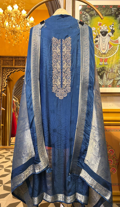 Zarelle Banoré Silk Suit