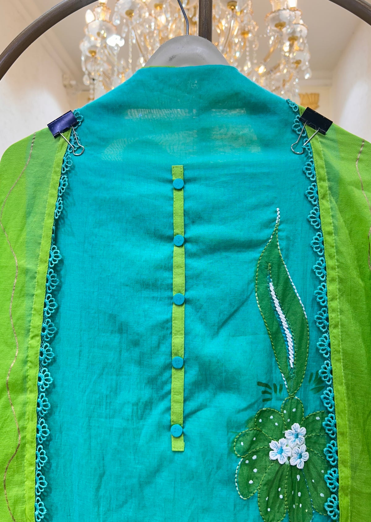 Neel Pushp Suit
