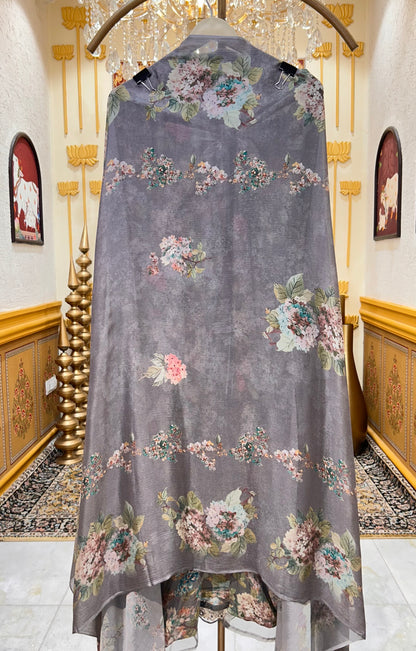 Pravaira Printed Suit