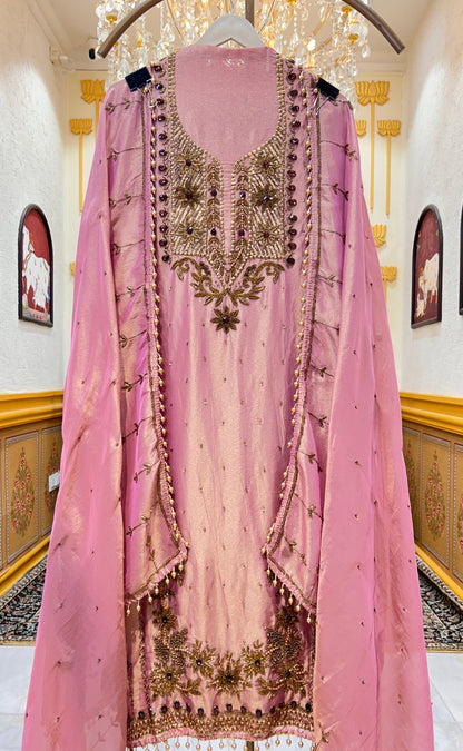 Aabroo Noor Suit