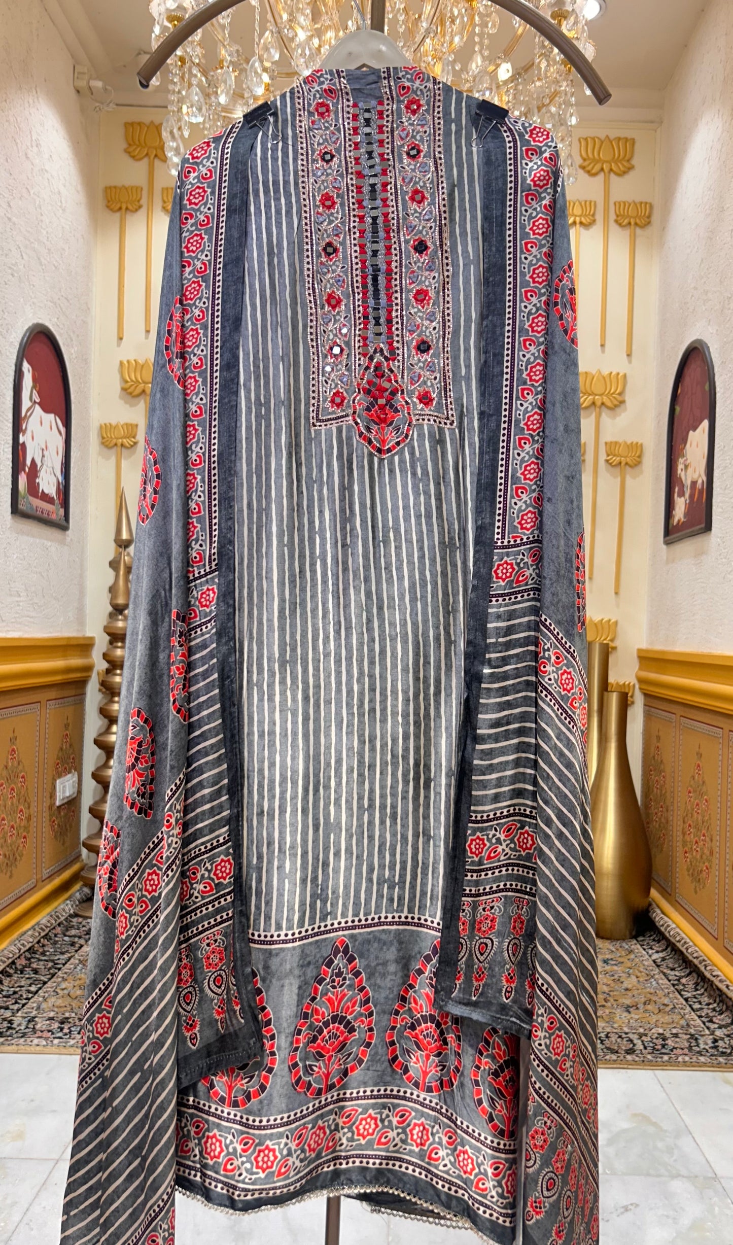 Gulnoré Heritage Suit