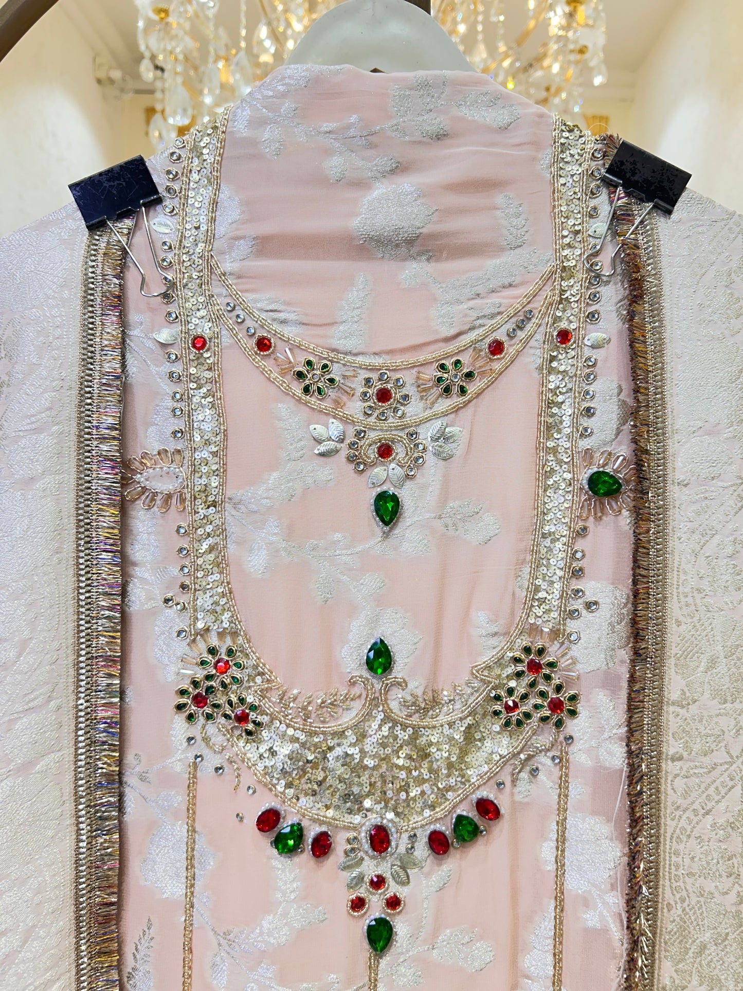 Gulnaar Viraasat Suit