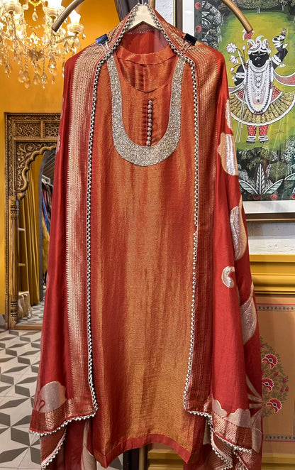 Meerbaaz Banarasi Suit (Brown)