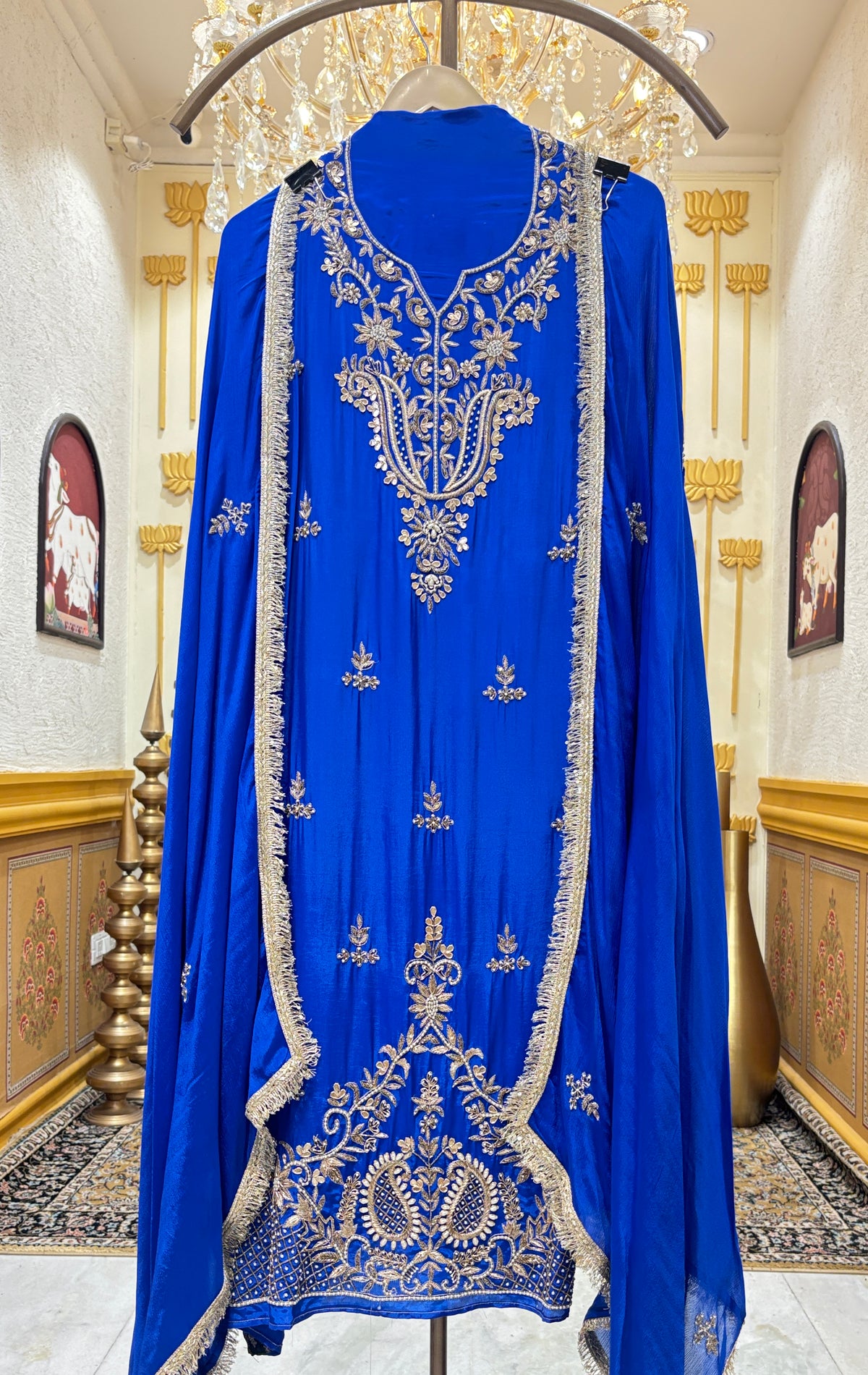 Mahrooh Organza Suit