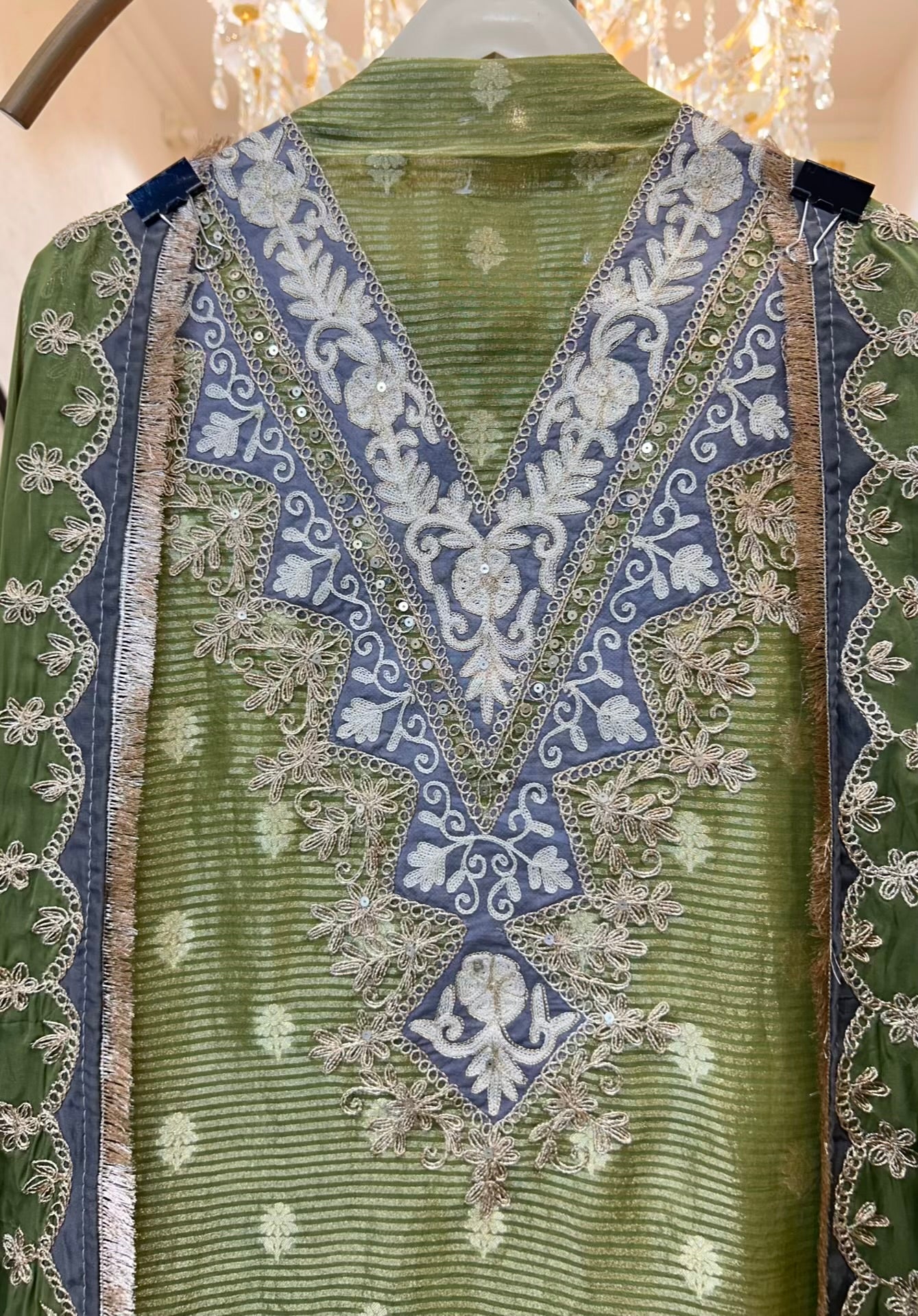 Mirzaara Kinari Taj Suit (Green)