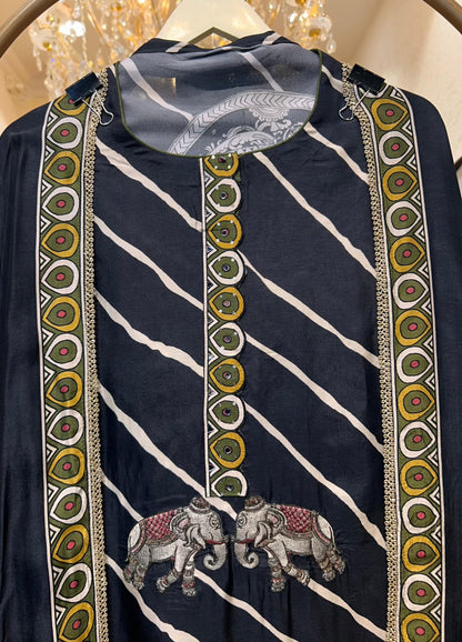 Mehrya Silk Print Élan Suit (Black)