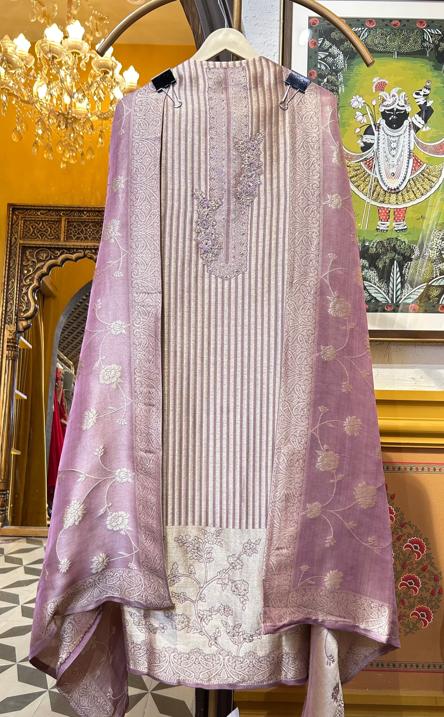 Aurévora Heritage Suit