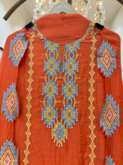 Charumayi Mul Chanderi Suit