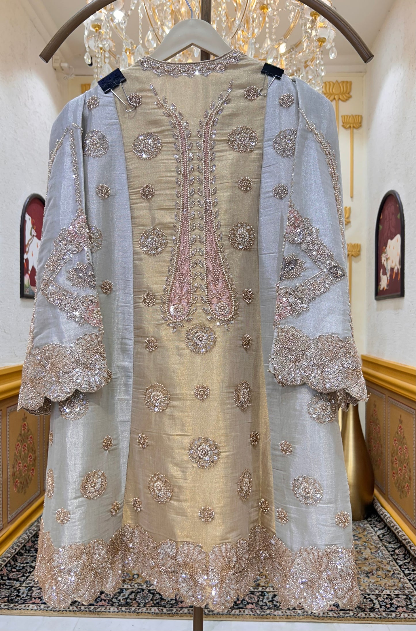 Aurelia Noor Anarkali Set