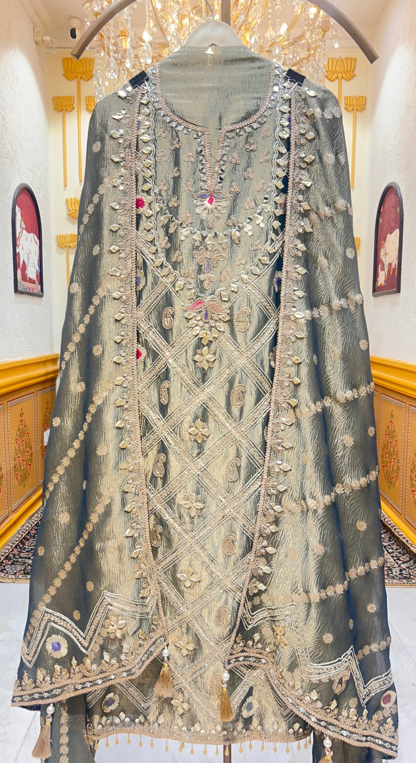 Gulbadan Tissue Suit