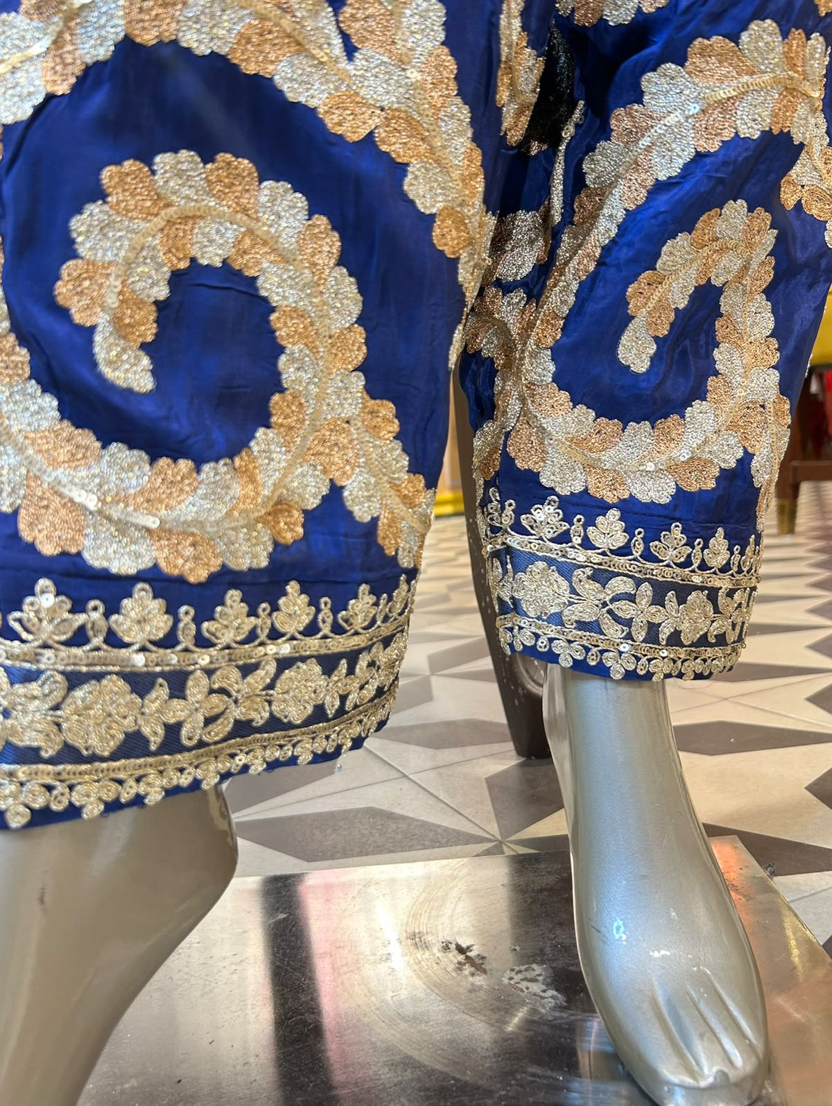 Zarafroze Anarkali Set