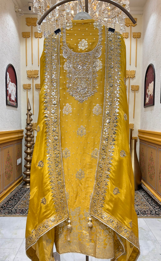 Mehtaab Banarasi Suit