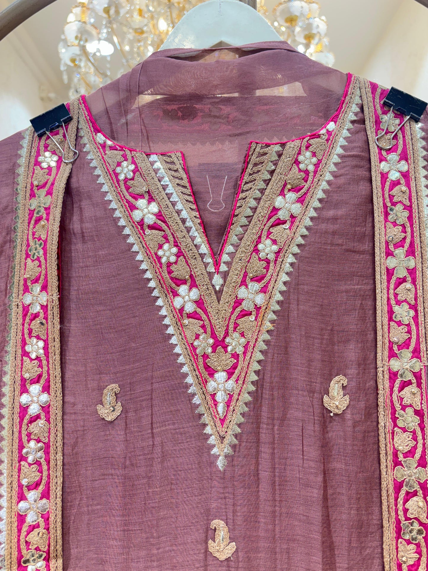 Anika Mul Chanderi Suit