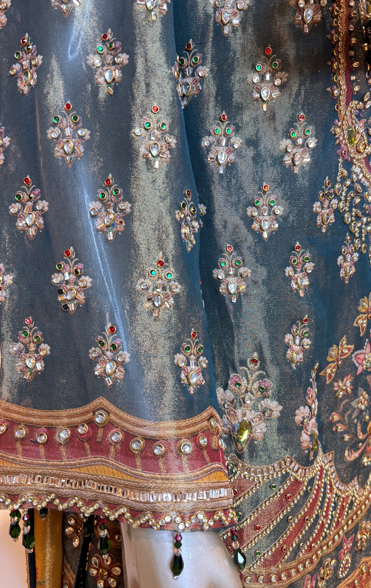 Samaira Kundan Sharara Set