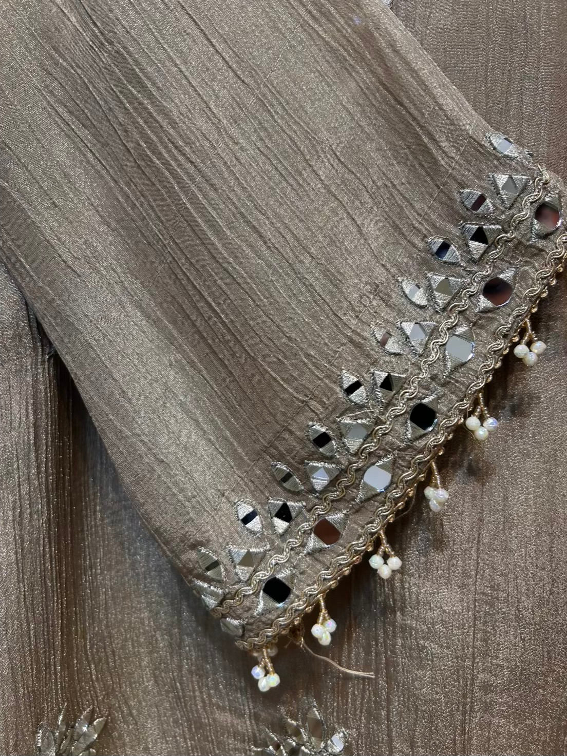 Zarveen Dori Mirror Corset Set (Beige)