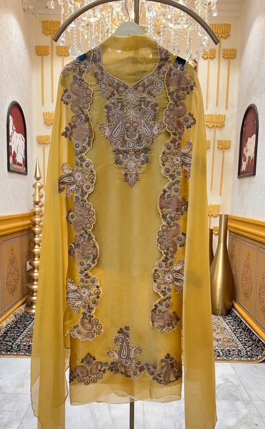 Sarini Motidar Suit (Yellow)