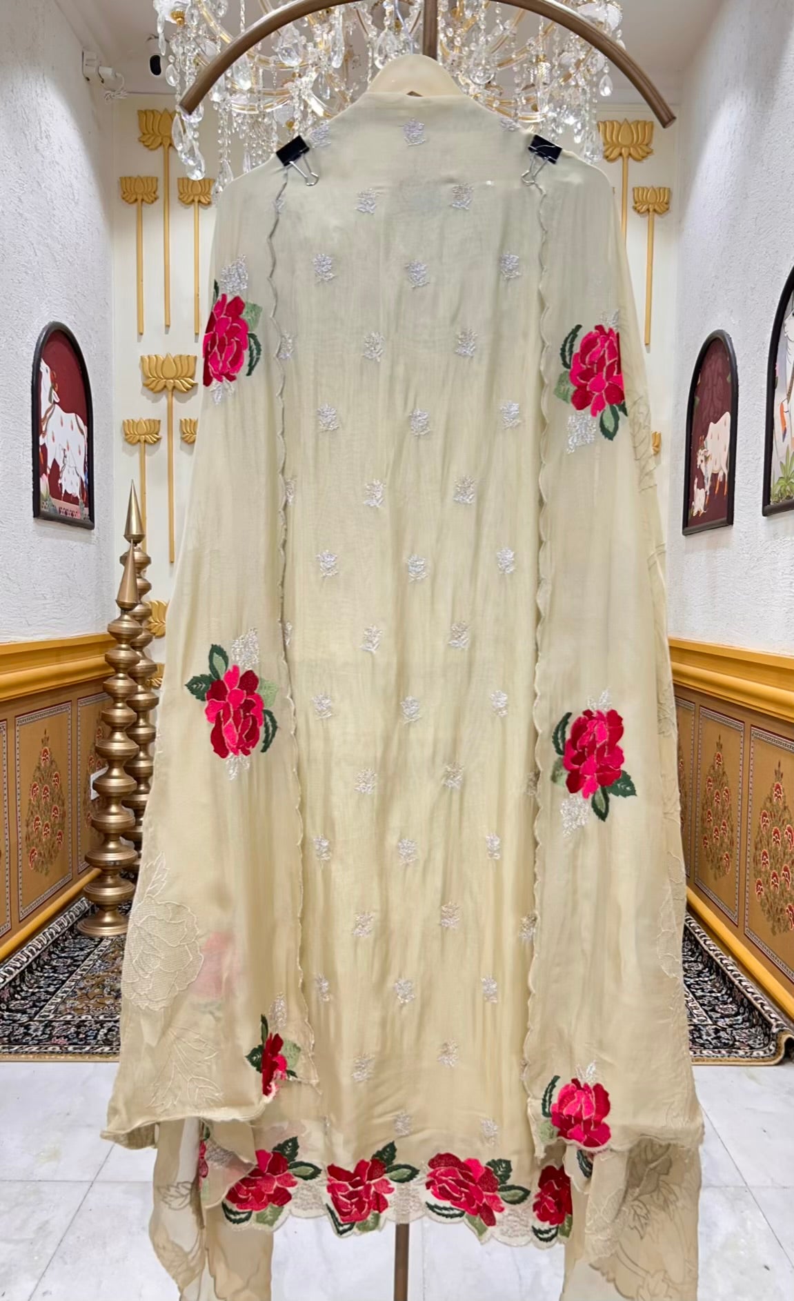 Oraya Thread & Zari Suit